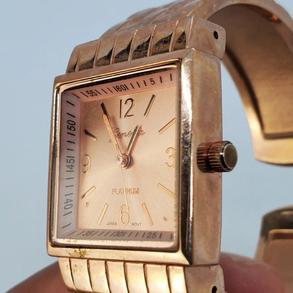 28MM Women's Rose Gold‎ Fashion Casual Cuff Bangle Watch 5.5